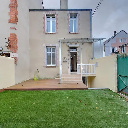 Loeva - Maison De Famille Tours Exterior photo